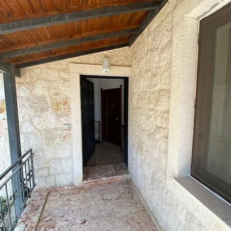 Stone House 10 Mins To Sea Walk